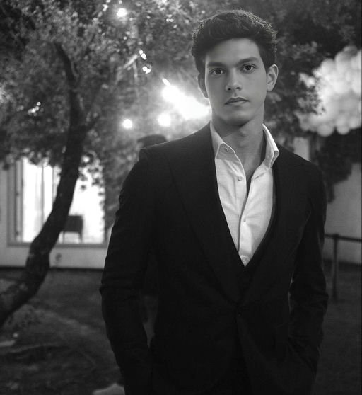 Hanzala mujawar gallery photo