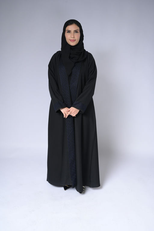 Azza Al-Mutairi gallery photo