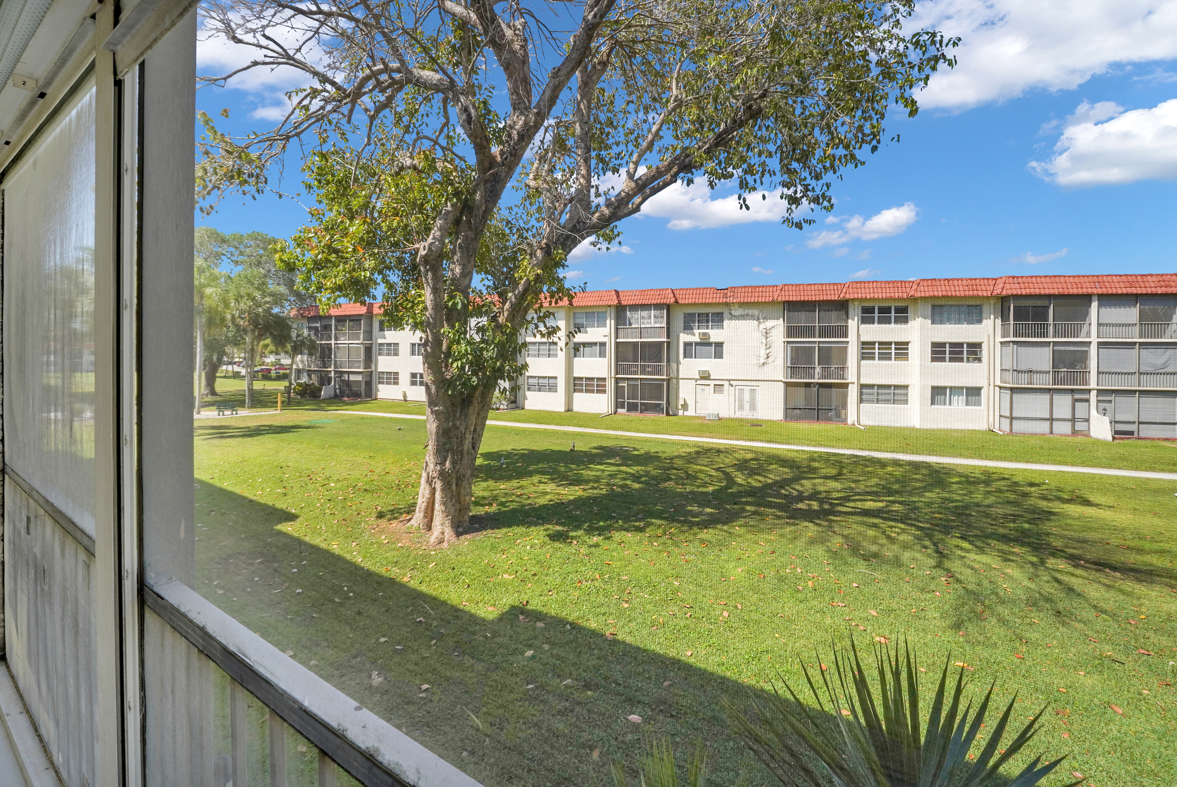 Real estate property located at 8911 S Hollybrook Blvd #201, Pembroke Pines, FL