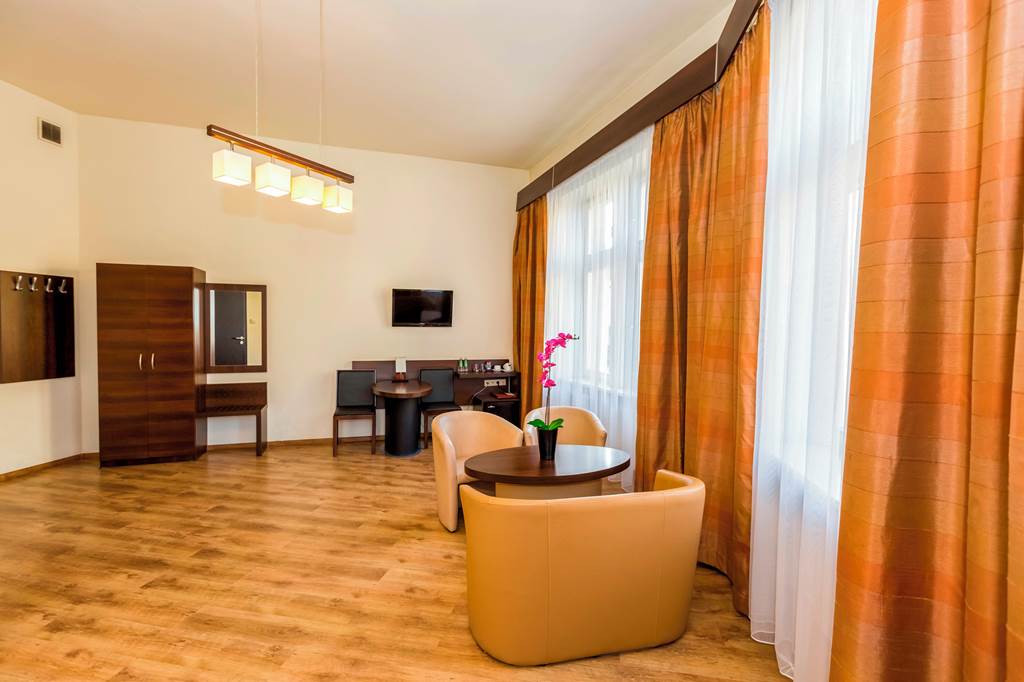 KRK_72530_Spatz_Aparthotel_1119_02.jpg