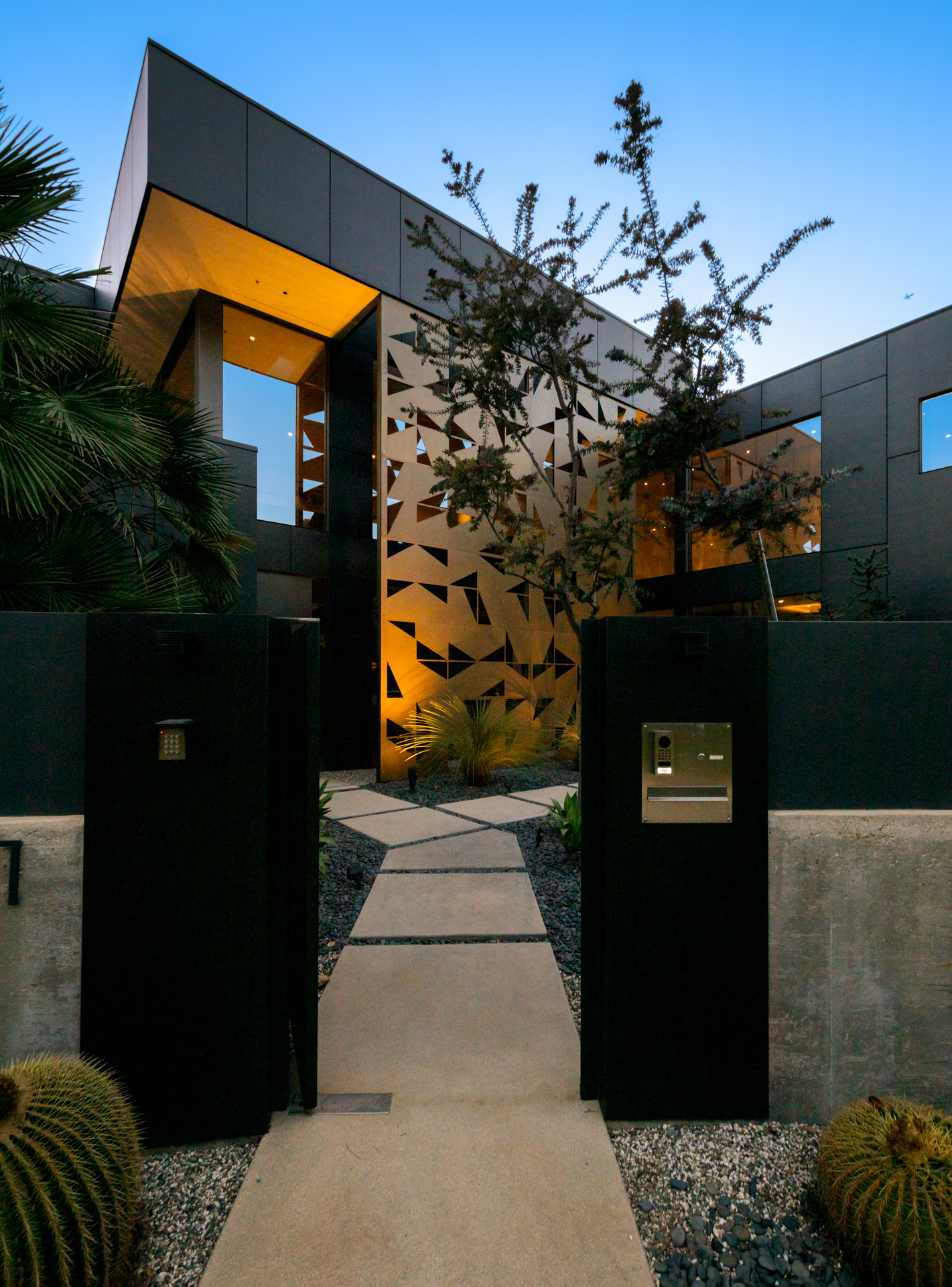 Real estate property located at 2341 Gloaming Way, Beverly Crest, Beverly Hills, CA