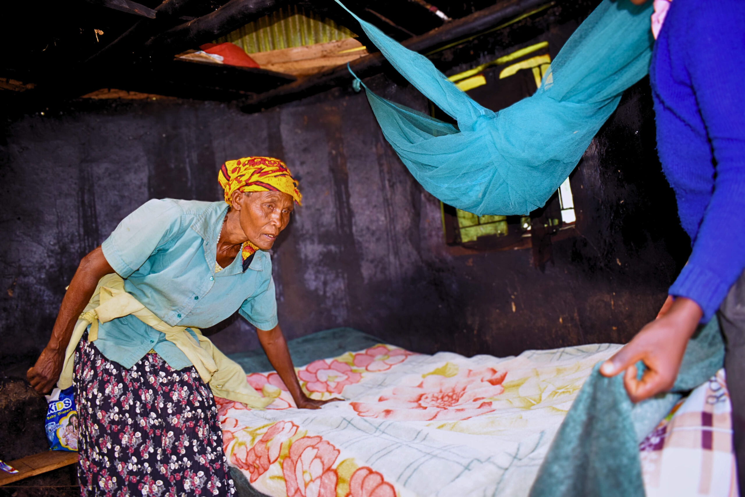 Warming the elderly in the community with blankets