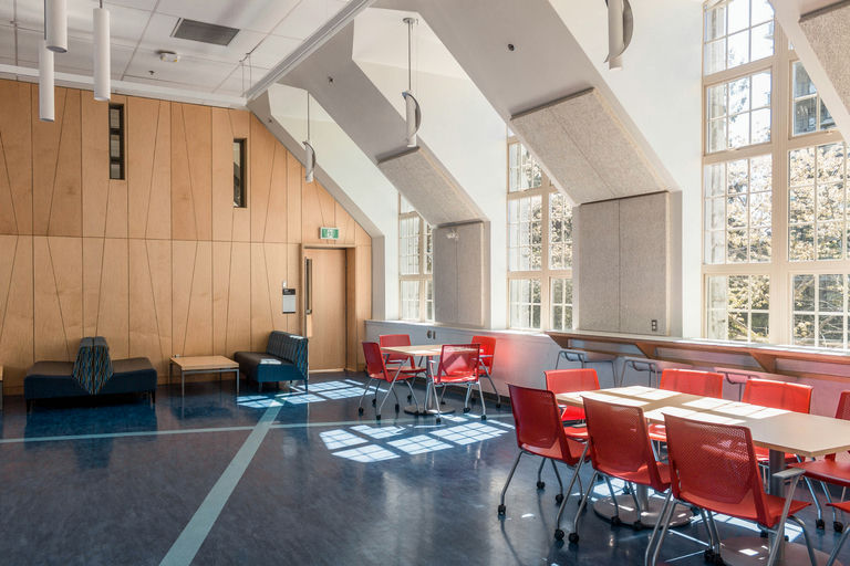 IONA - Study Lounge - Image Gallery 3