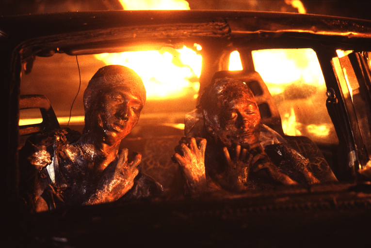 ©2002 Applause Pictures and Raintree Pictures. All Rights Reserved.