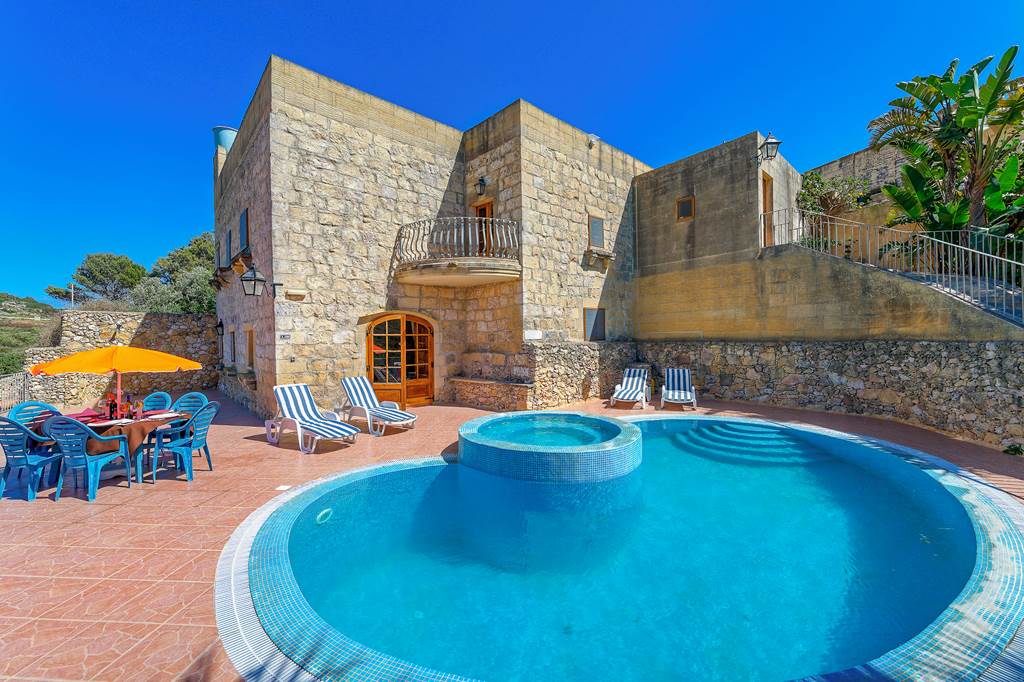 MLA_88284_Villa_Kalkara_1024_02.jpg