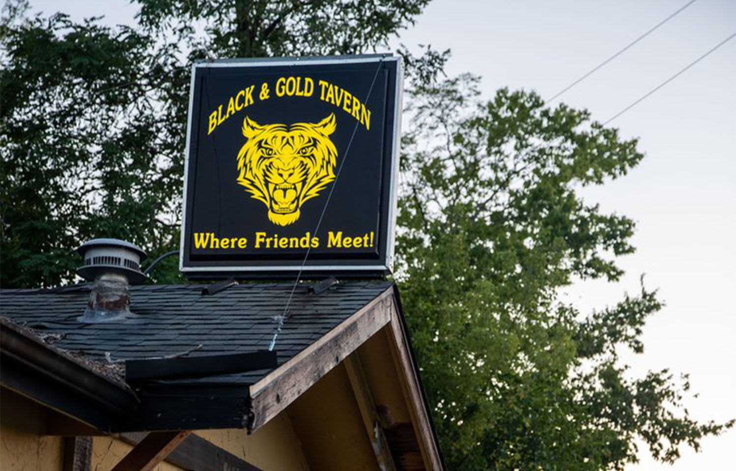 Burgers made to order in Columbia, MO.