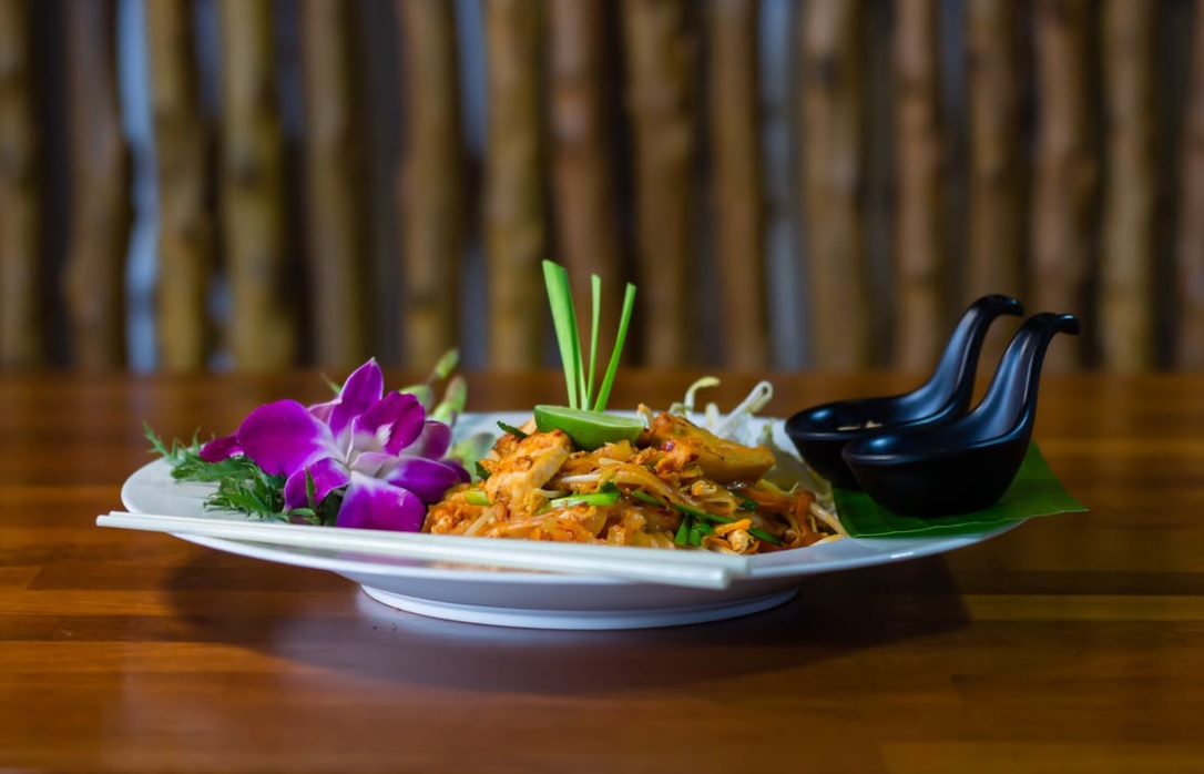 Licensed Busy Thai Restaurant for Sale in Eastern Melbourne | 188 Visa Suitable