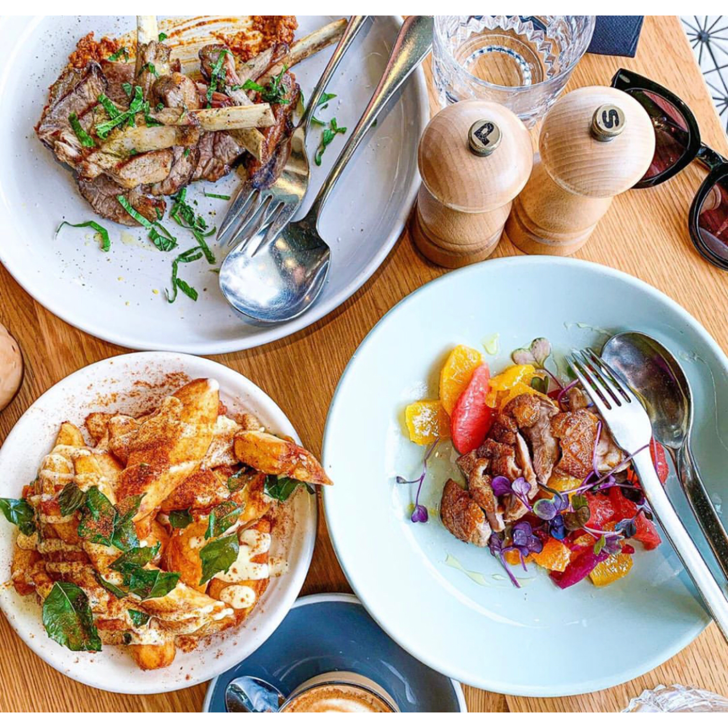 Inner West Cafe for sale - Institution! $28K Turnover Rent Prime Corner Location