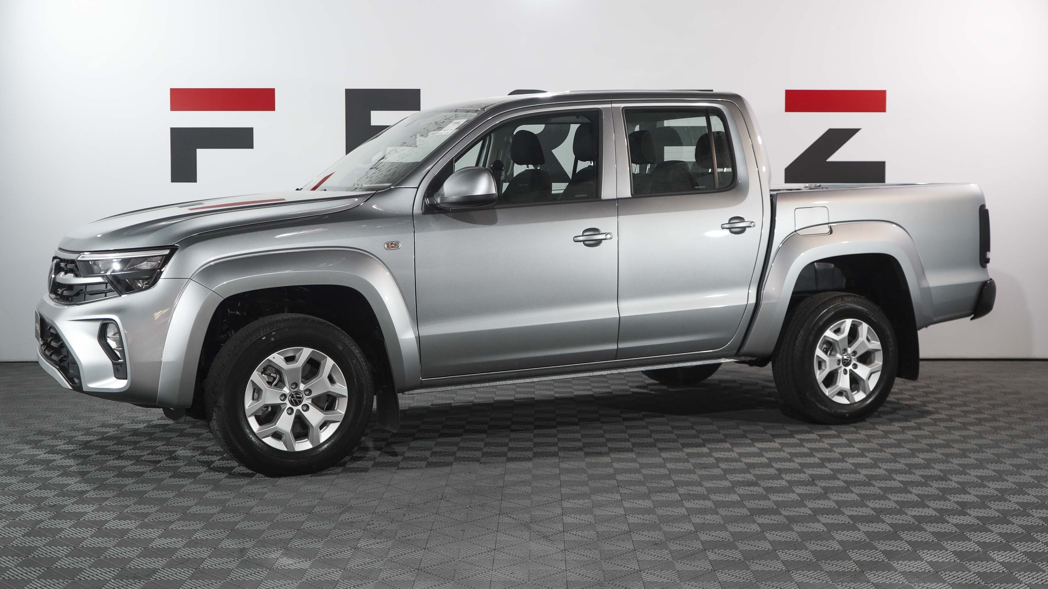 volkswagen AMAROK 3.0 V6 COMFORTLINE AT