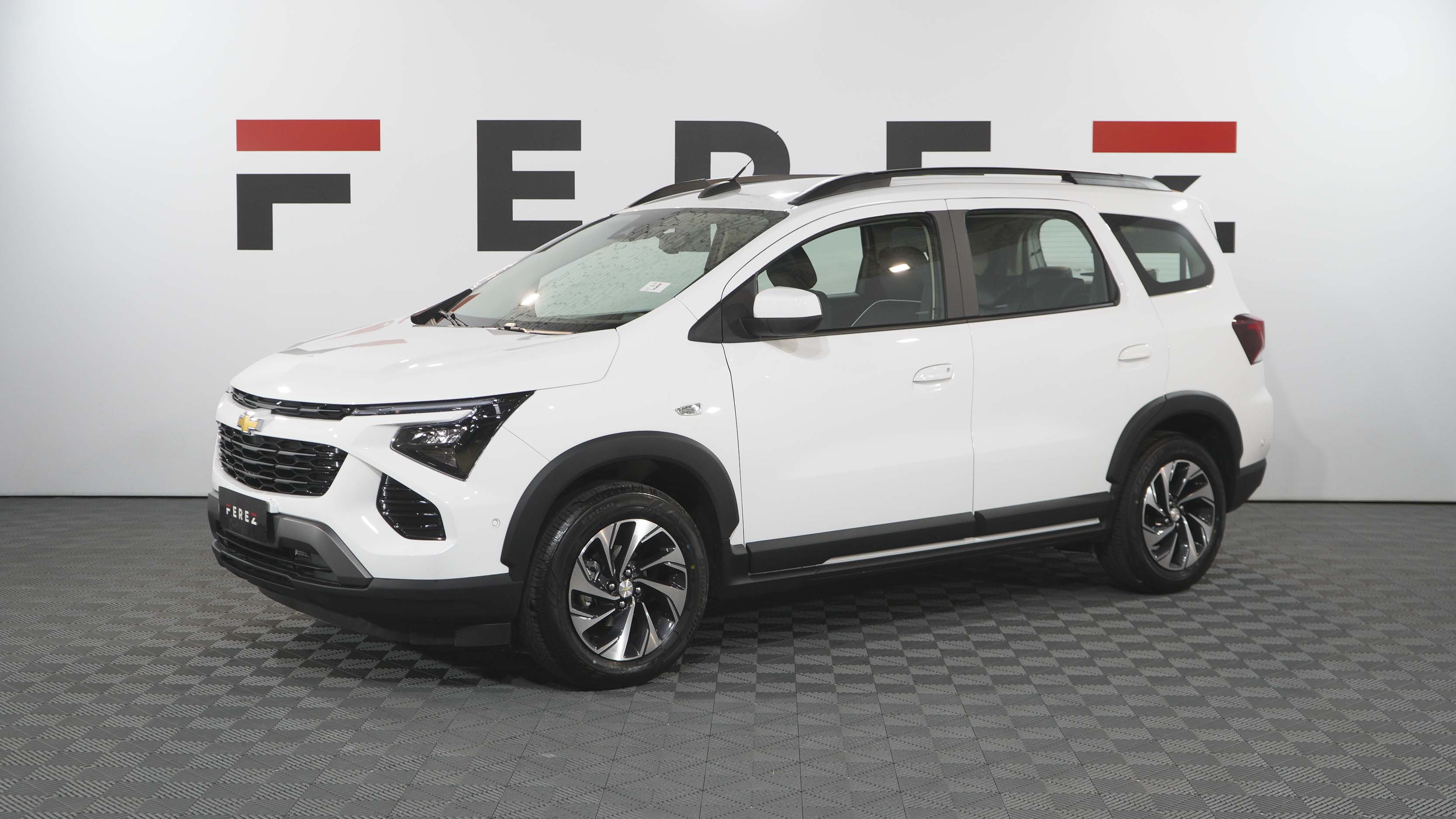 chevrolet SPIN 1.8 LT MT 5AS