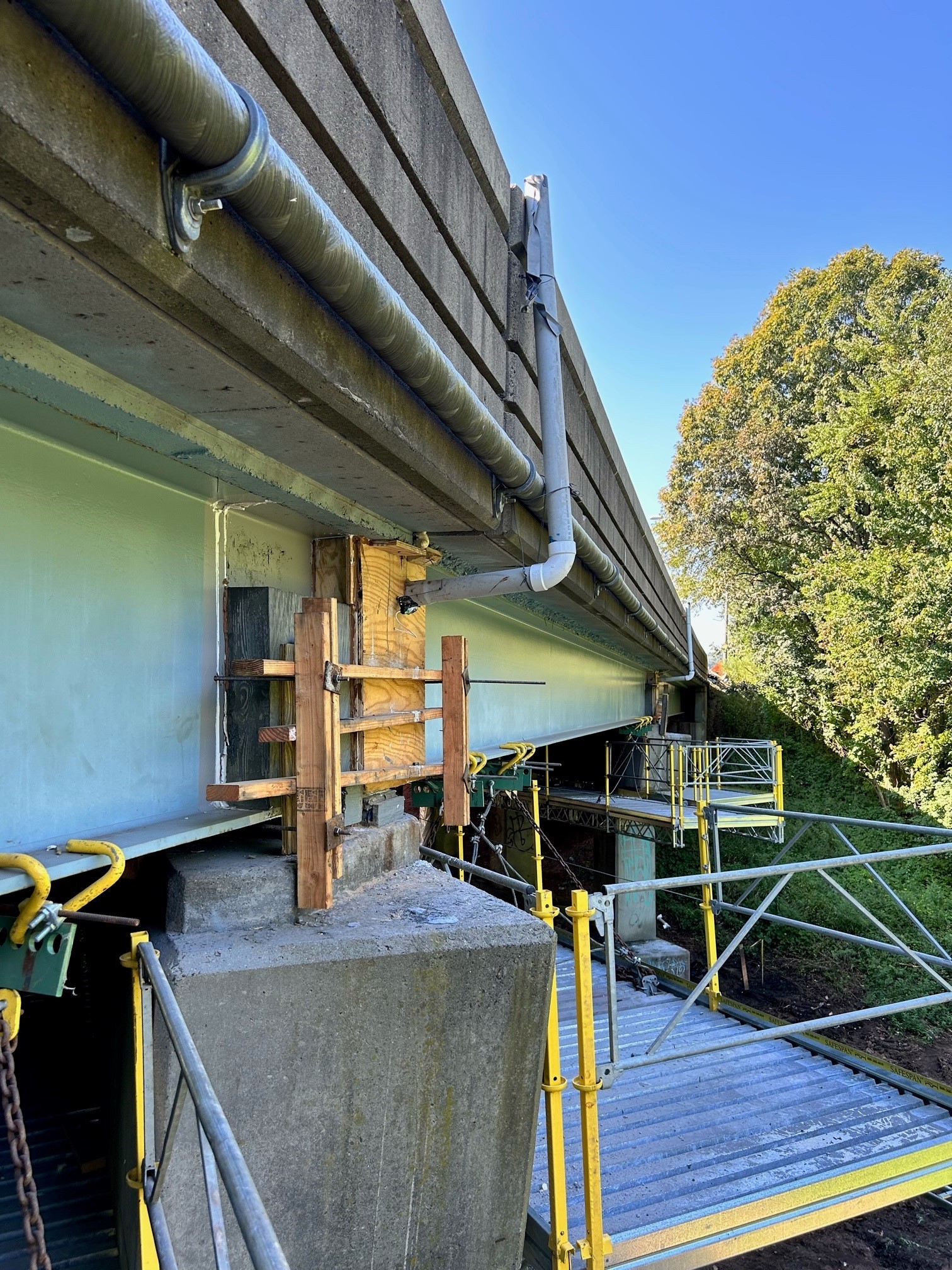Ultra-High Performance Concrete Beam End Repairs