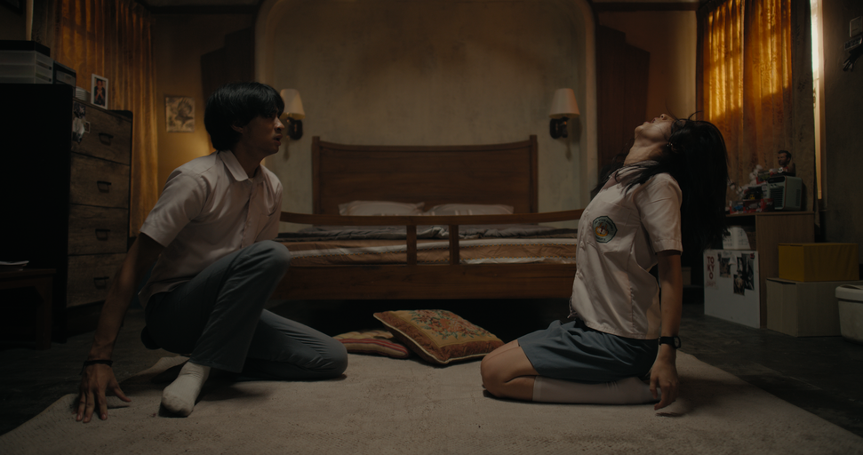 © 2024 BASE ENTERTAINMENT All Rights Reserved.