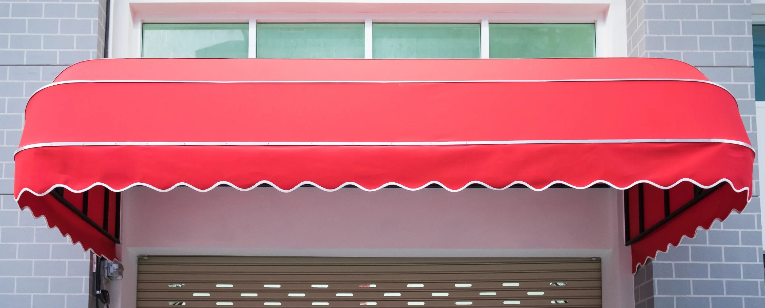 Metal & Vinyl Awning Cleaning