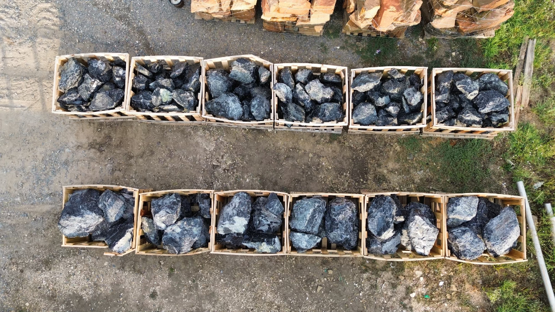 Crates of Obsidian Boulders Buy the Ton Materials