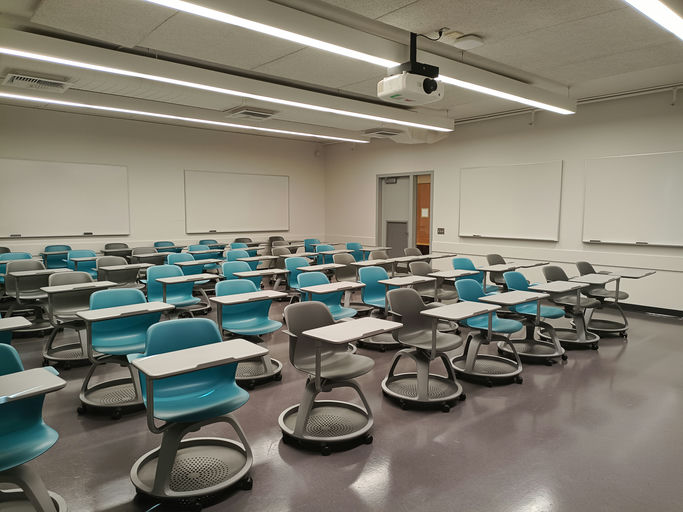 BUCH B210 - Image Gallery 3