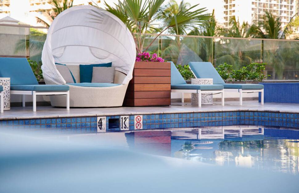 Outrigger-Waikiki-Beachcomber-Hotel-14.jpg