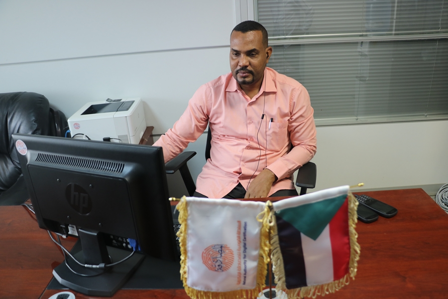 المصادقة الالكترونية تدشن خدمات الخط الساخن بالرقم 8080