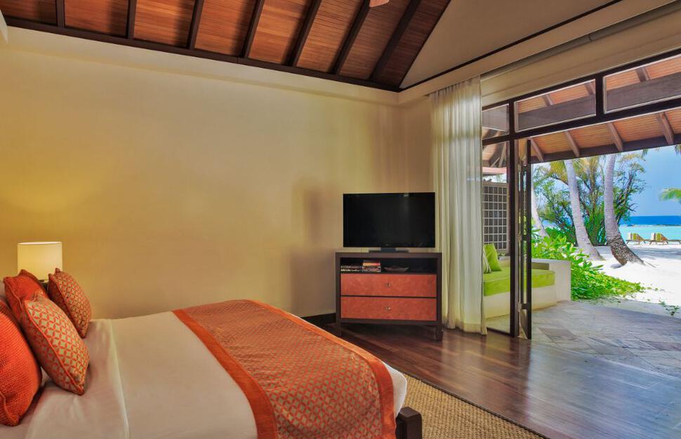 Kurumba-Resort-Spa-5.jpg
