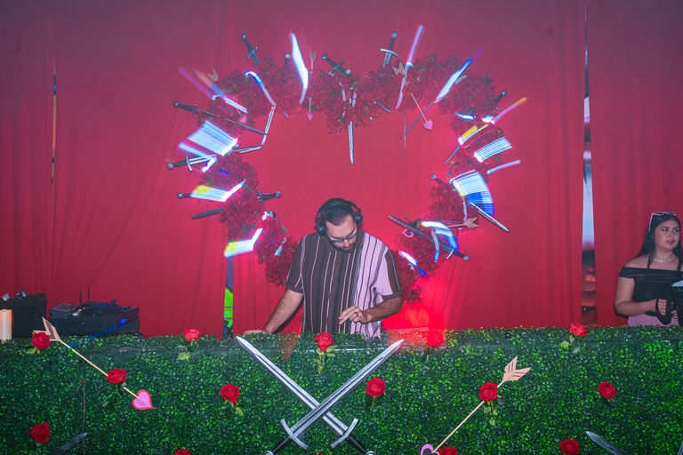 LOVER'S QUARREL-04.jpg