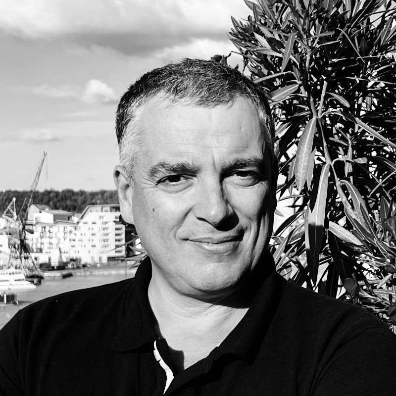 Photo of Laurent Gil