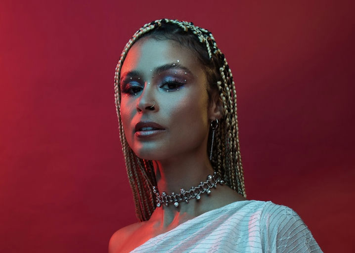 THANDI PHOENIX Headshot