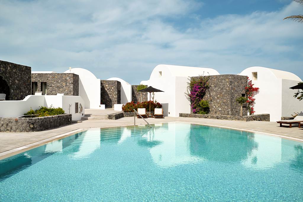 JTR_81478_Santo_Pure_Oia_Suites_&_Villas_0223_11.jpg