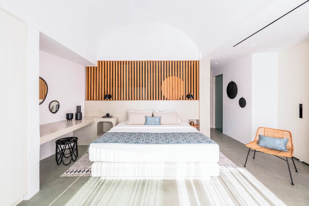 JTR_81478_Santo_Maris_Oia_Luxury_Suites_&_Spa_0125_10.jpg