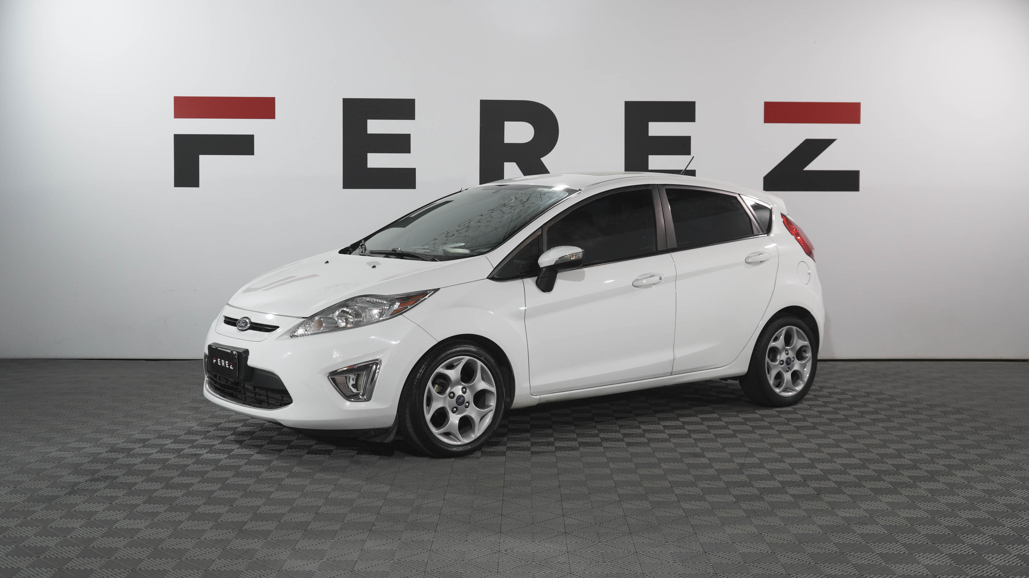 ford FIESTA KINETIC 1.6 TITANIUM MT