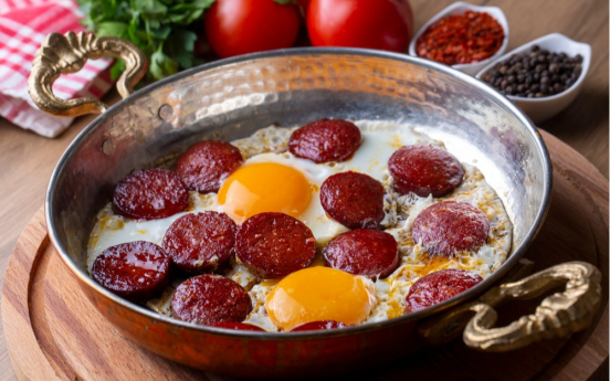 Omletler ve Menemenler