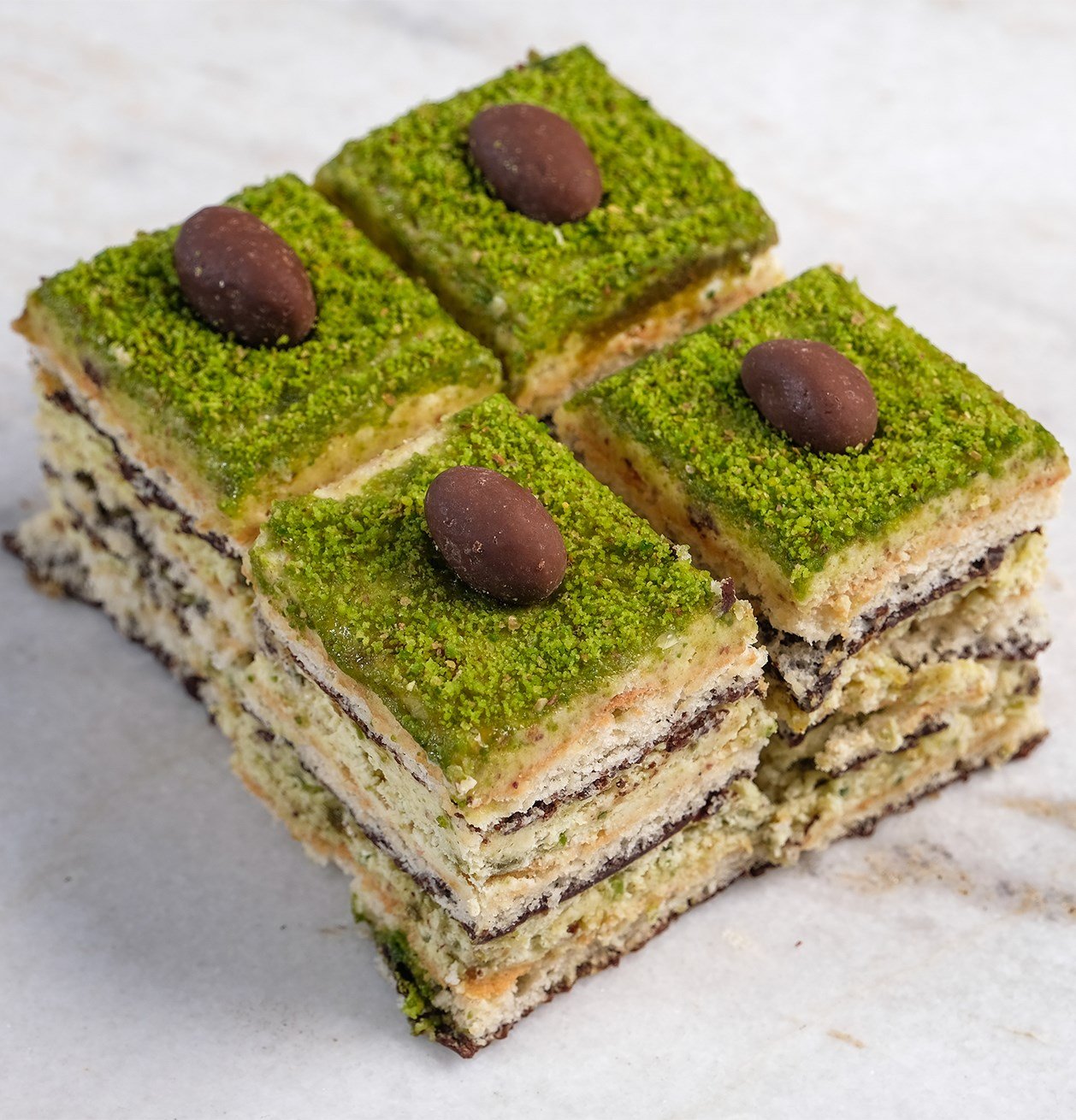 Fıstıklı Petifür (4 Adet)