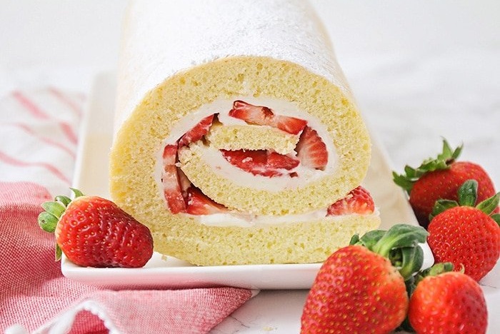 Rulo Pasta (Çilekli)