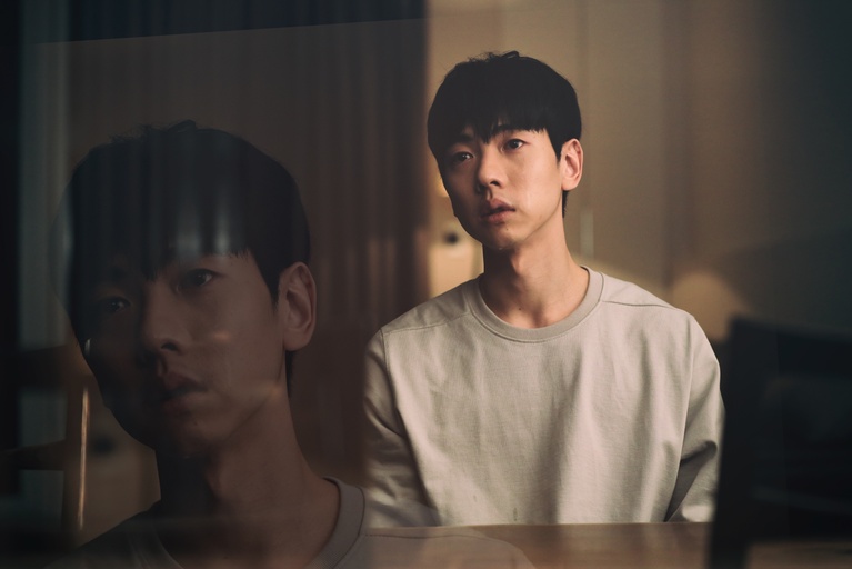 © 2020 SOOFILM & DGK ALL RIGHTS RESERVED