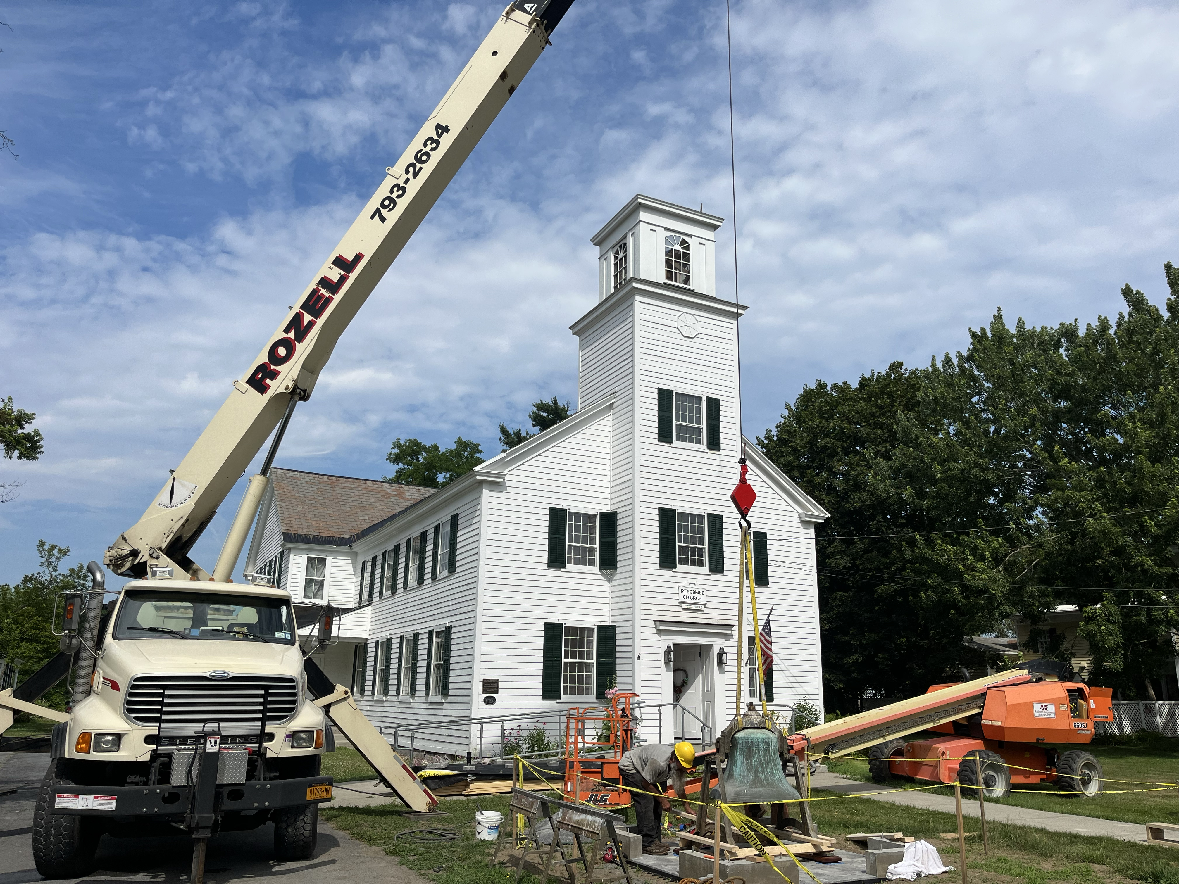 26 TON BOOM TRUCK RENTAL