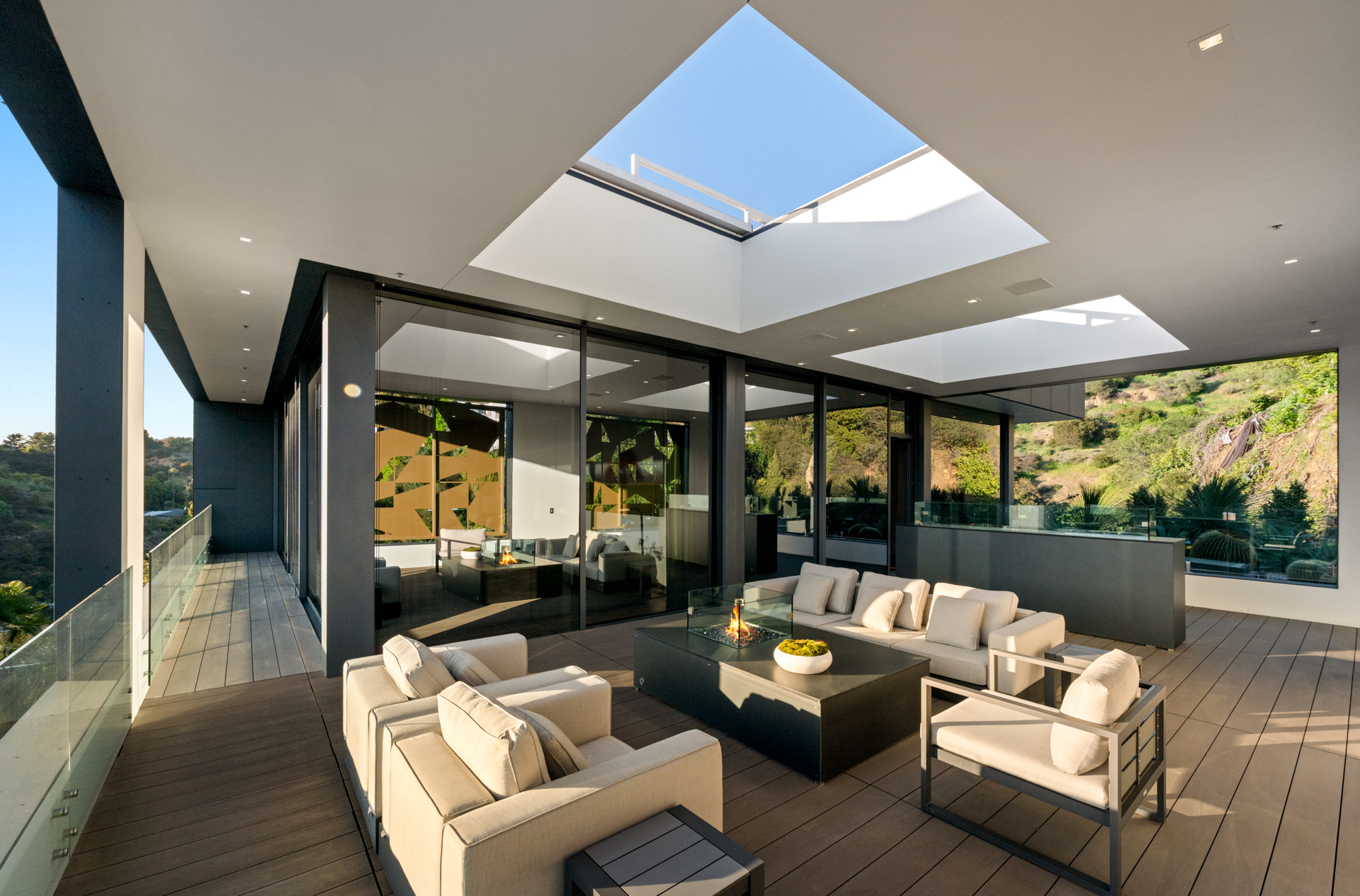 Real estate property located at 2341 Gloaming Way, Beverly Crest, Beverly Hills, CA