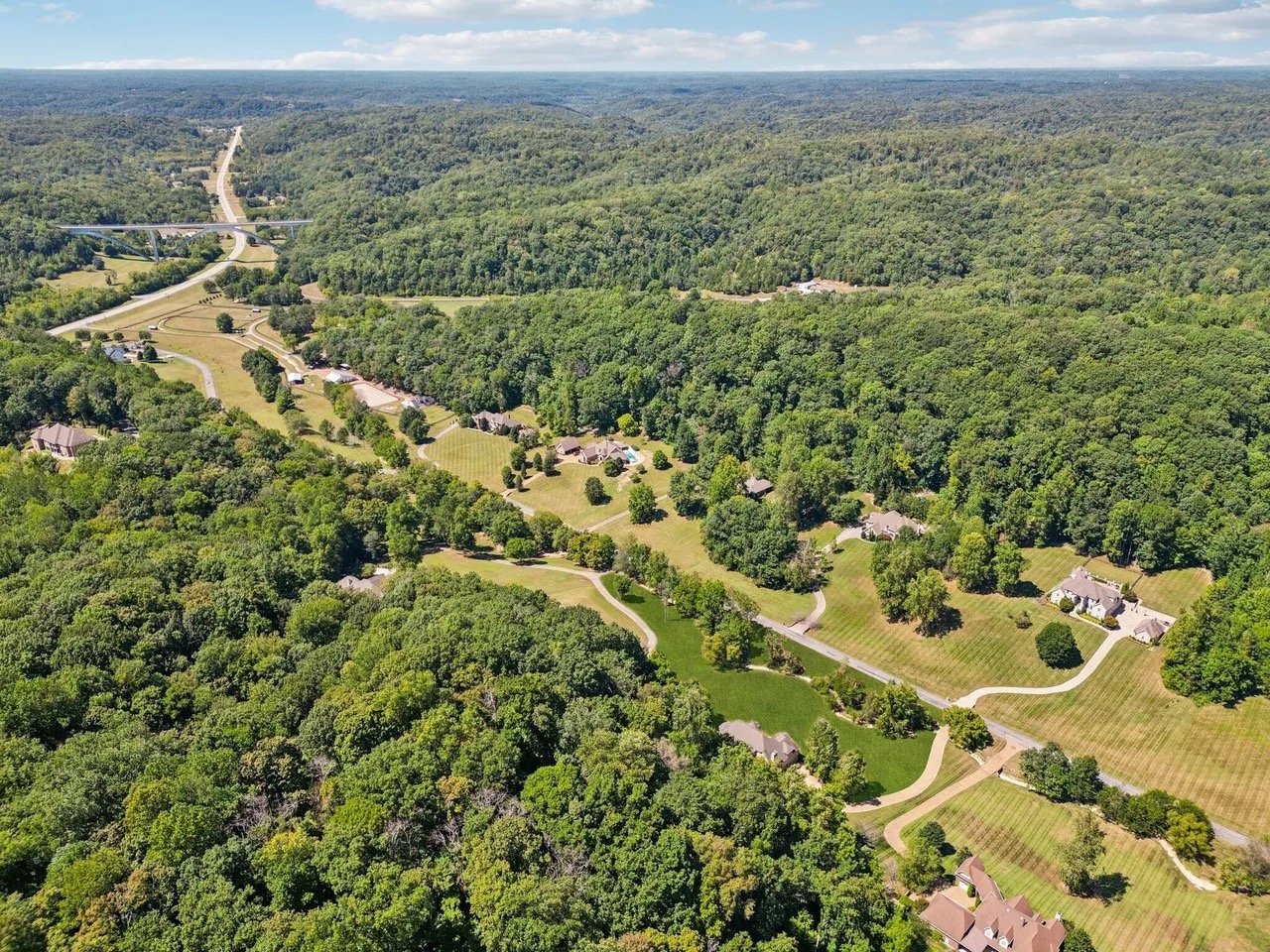 Real estate property located at 1060 Natchez Valley Lane, Natchez Valley, Franklin, TN