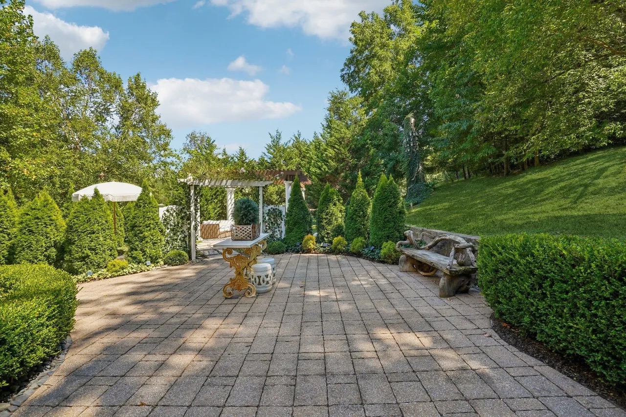 Real estate property located at 1060 Natchez Valley Lane, Natchez Valley, Franklin, TN