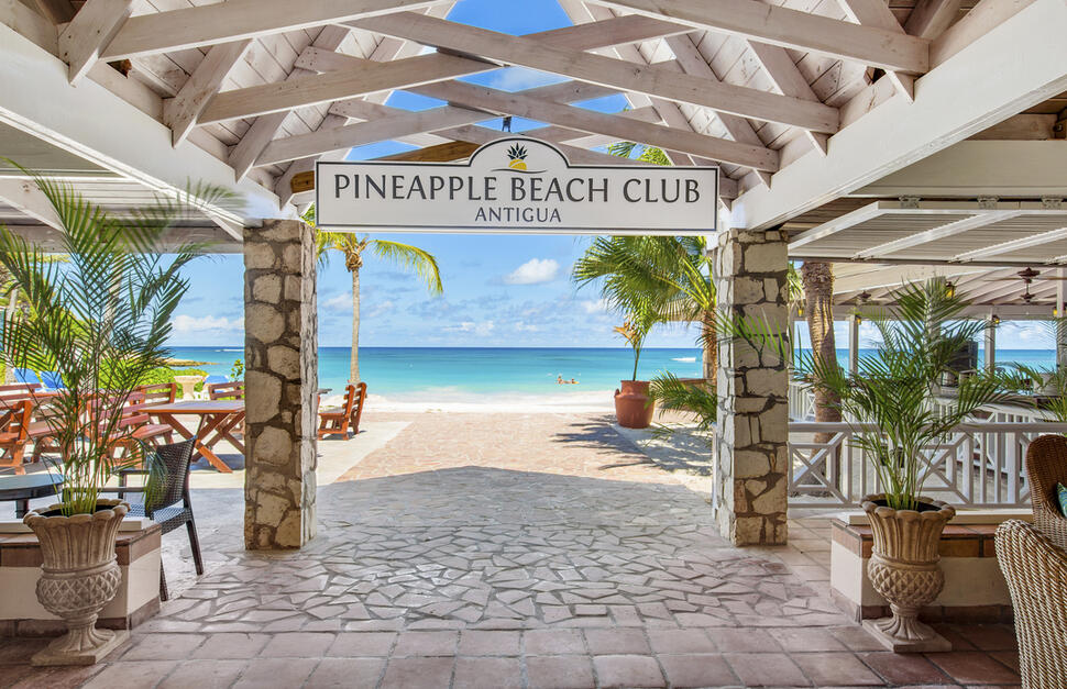 Pineapple-Beach-Club-17.jpg