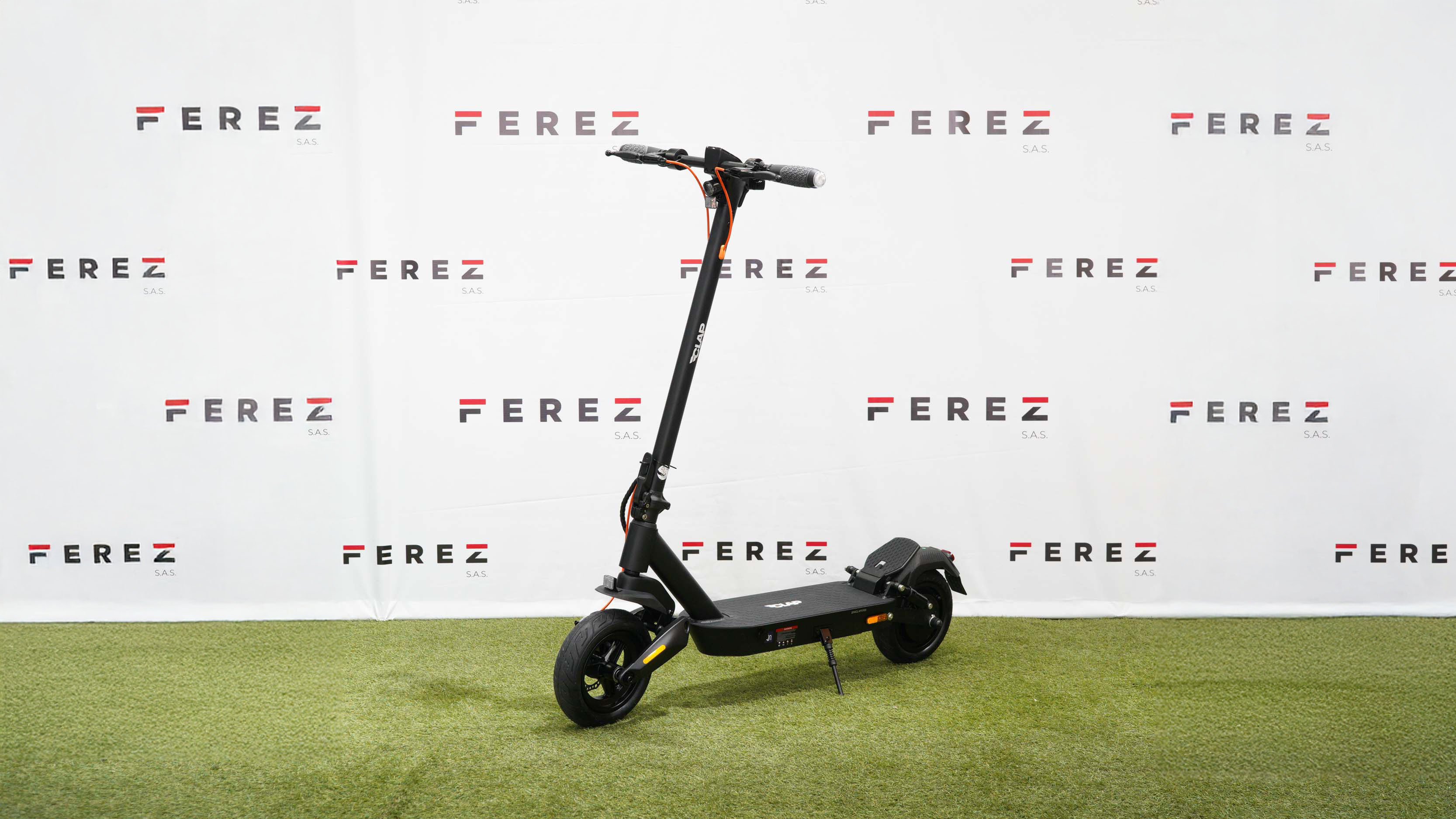 Slide attlLITqdpQbCrxiO