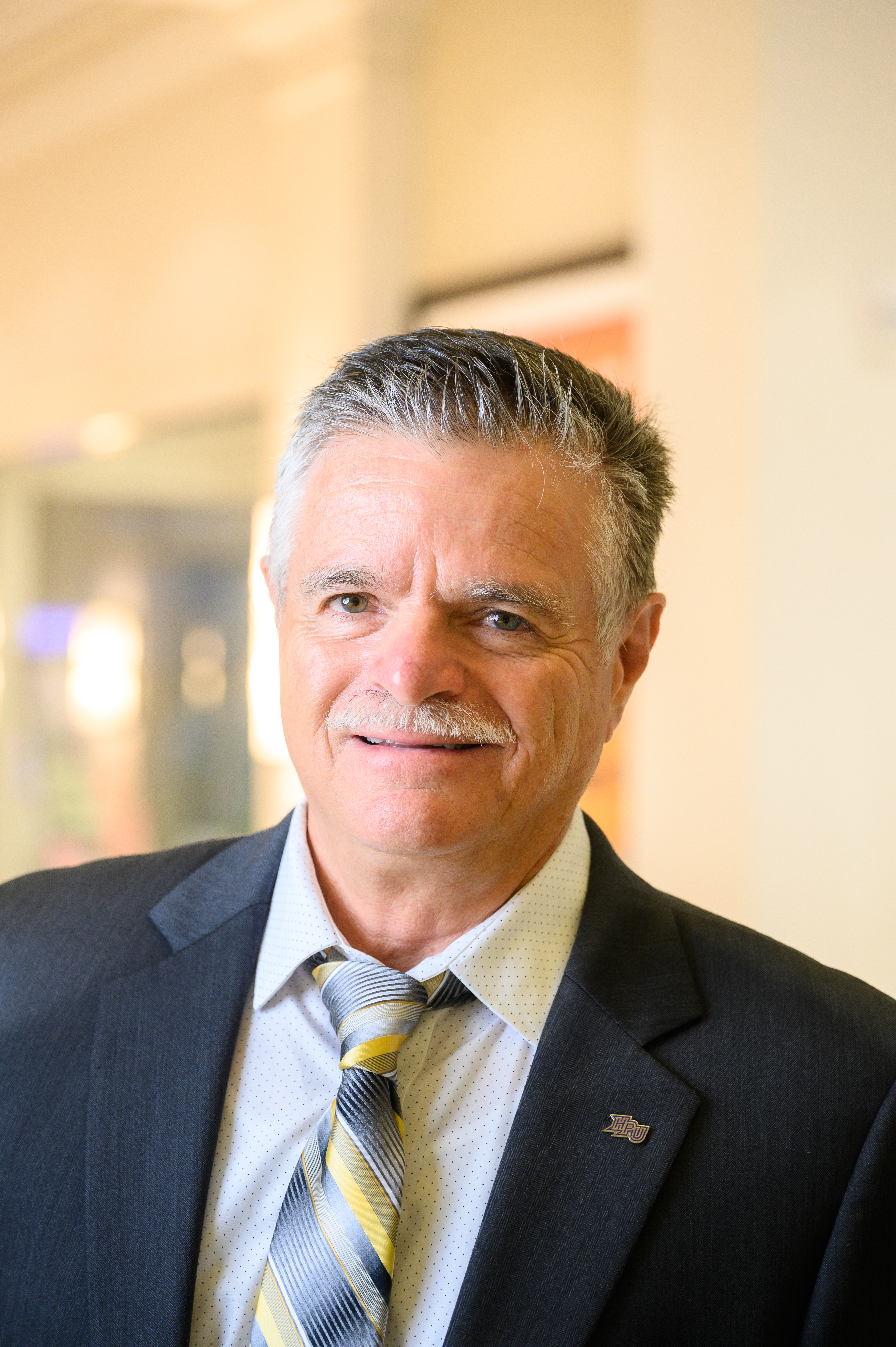 Dr. Thomas Roth, DDS