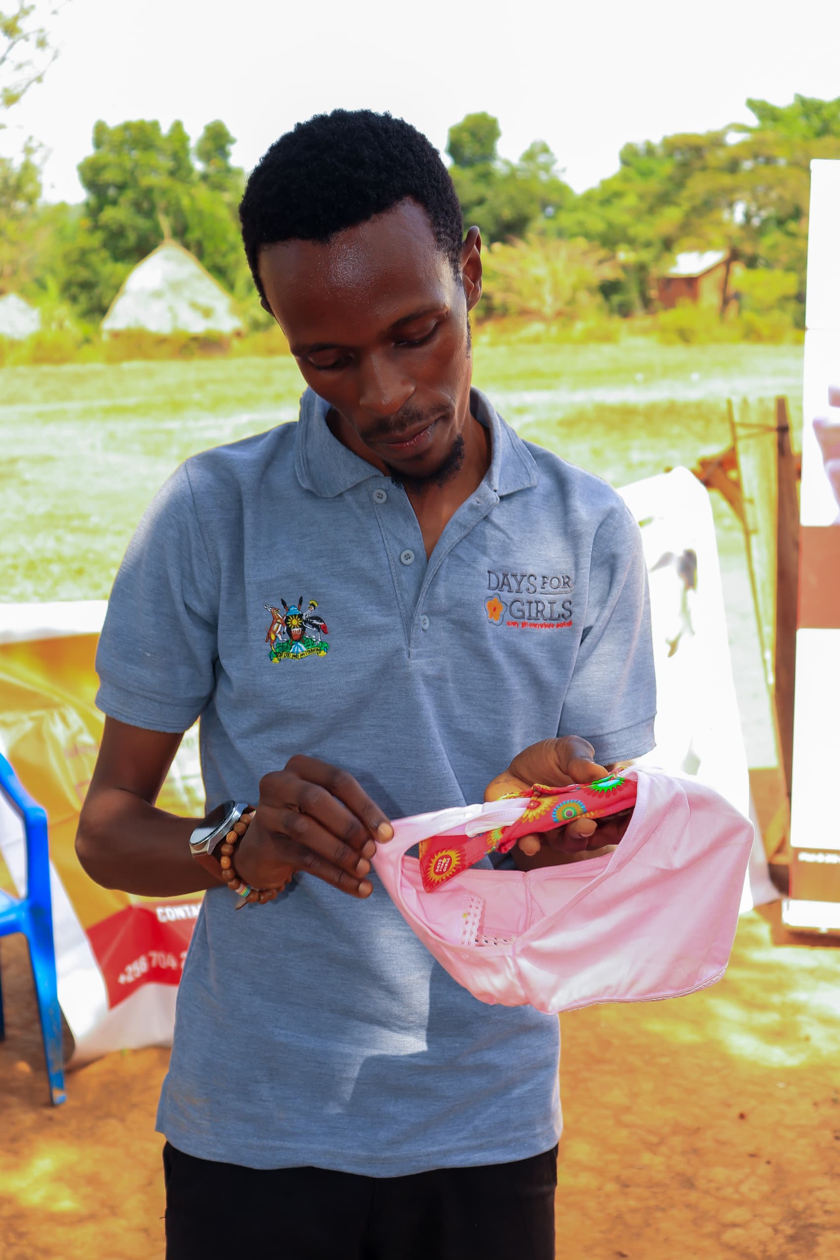Support meals and menstrual hygiene in bushenyi and Iganga Schools.