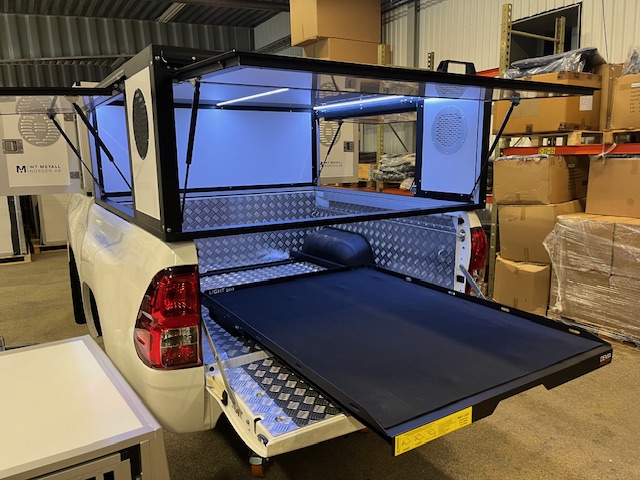 Arbetskåpa utan golv HILUX / NAVARA