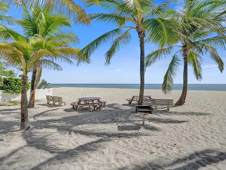 Real estate property located at 1760 Bel Air Ave, Bel Air, Lauderdale by the Sea, Fl