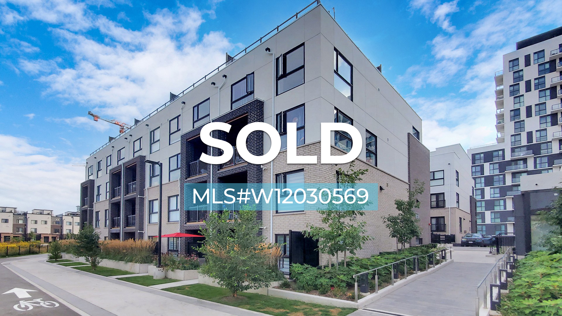 329-349 Wheat Boom Dr, Oakville