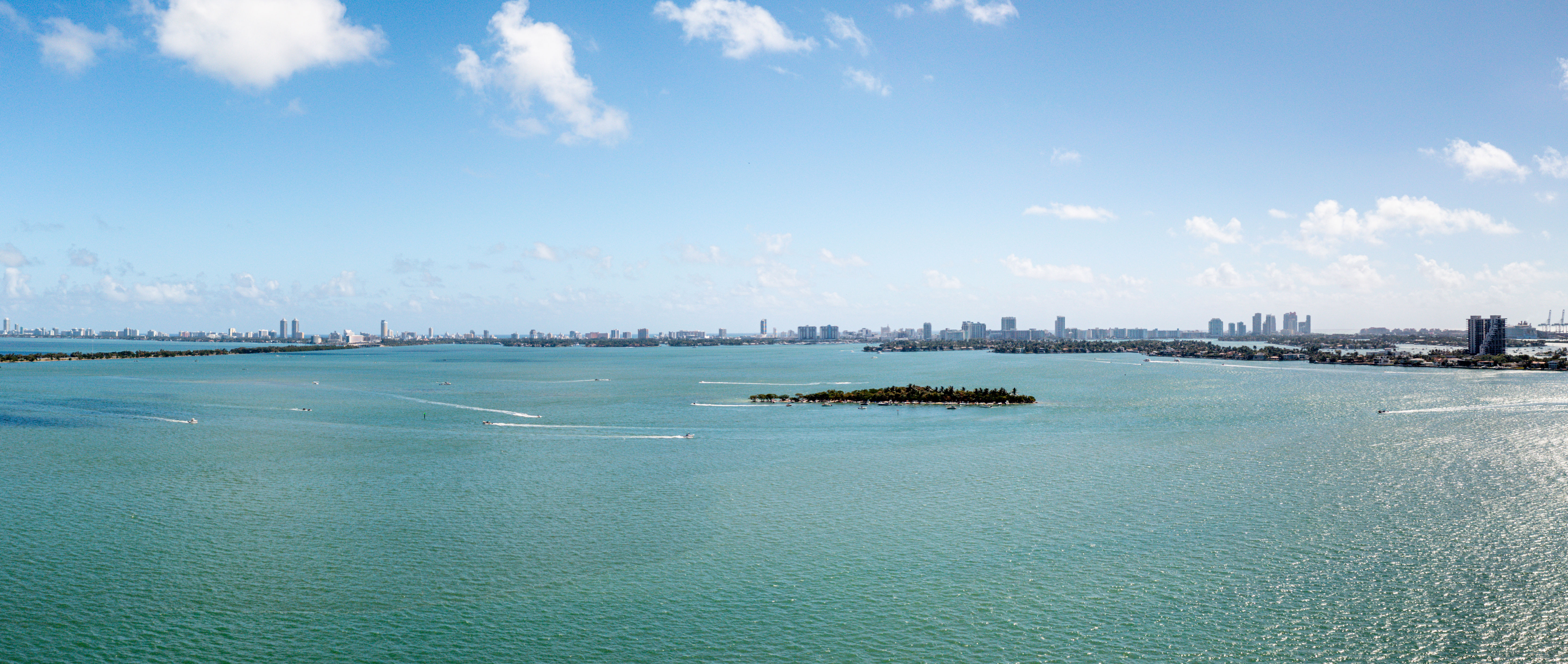 Real estate property located at Aria Reserve, PH 5702, Miami, FL