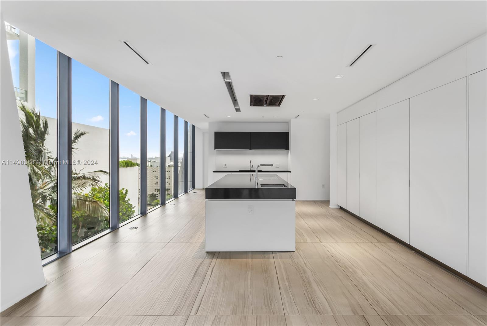 Real estate property located at 1000 Biscayne Blvd #1002, Downtown, Miami, Florida