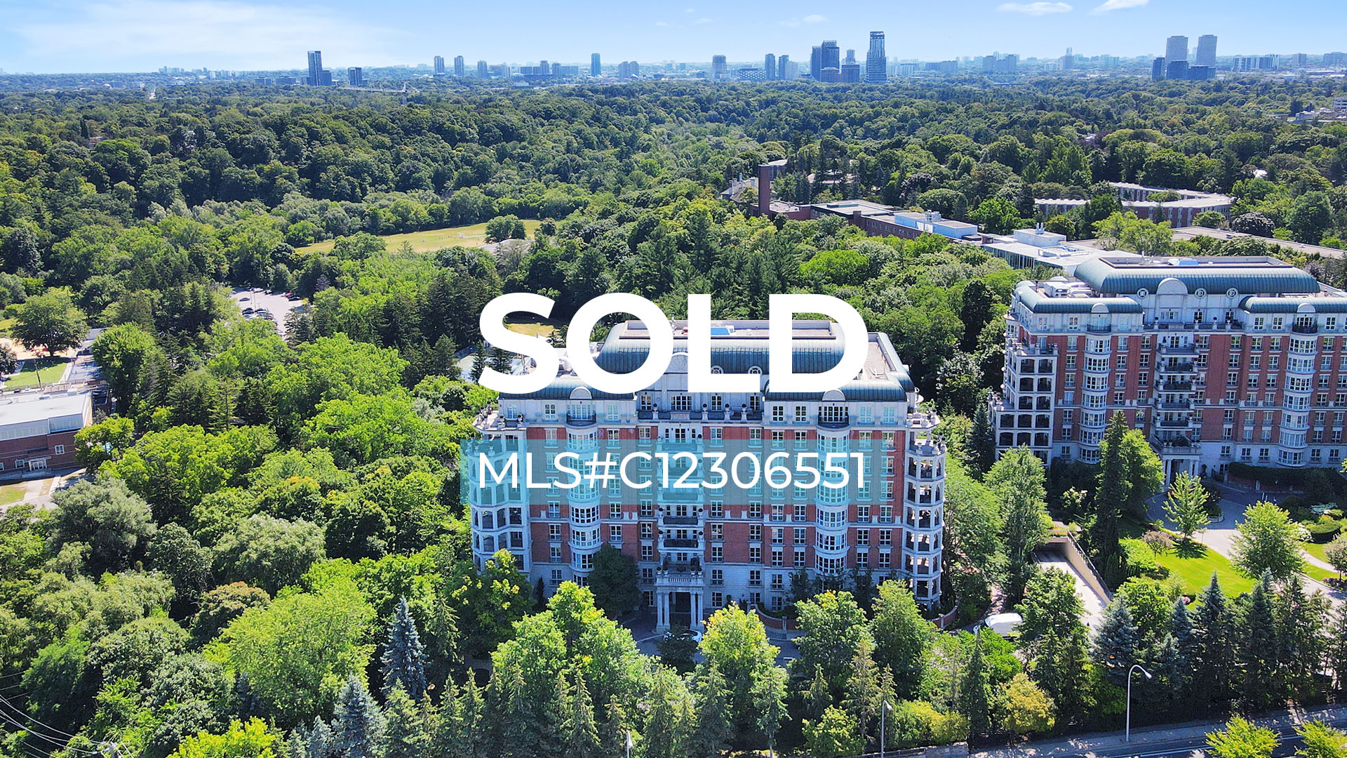 2C-2 Chedington Pl, Toronto