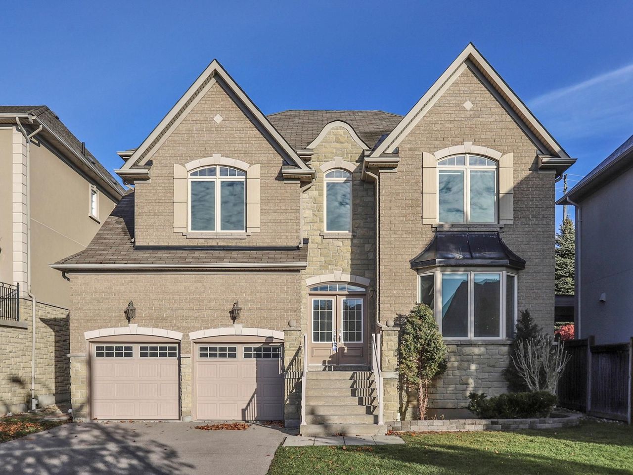 12 Sweet Valerie Court, Vaughan