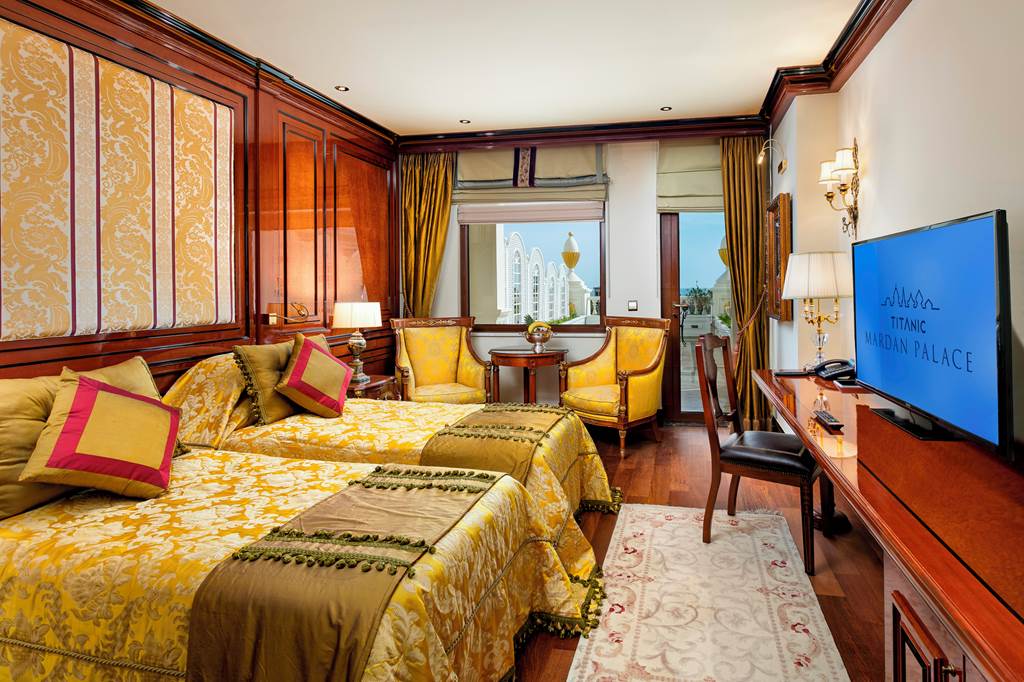 AYT_80746_Titanic_Mardan_Palace_1123_02.jpg