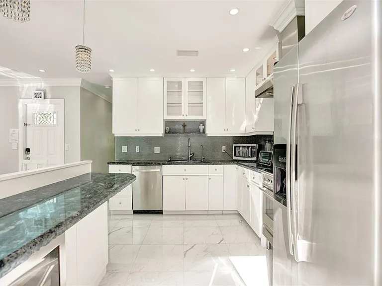 Real estate property located at 1760 Bel Air Ave, Bel Air, Lauderdale by the Sea, Fl