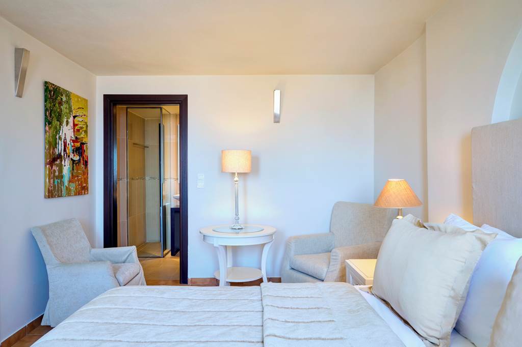 JSI_81833_Aegean_Suites_0724_05.jpg